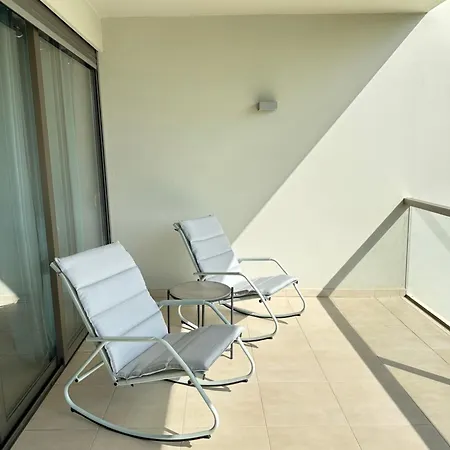 New Stunning Ocean Aprt In 